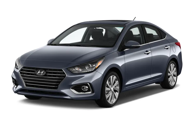 Hyundai Accent - Láminas de seguridad, polarizado y detailing en Santiago